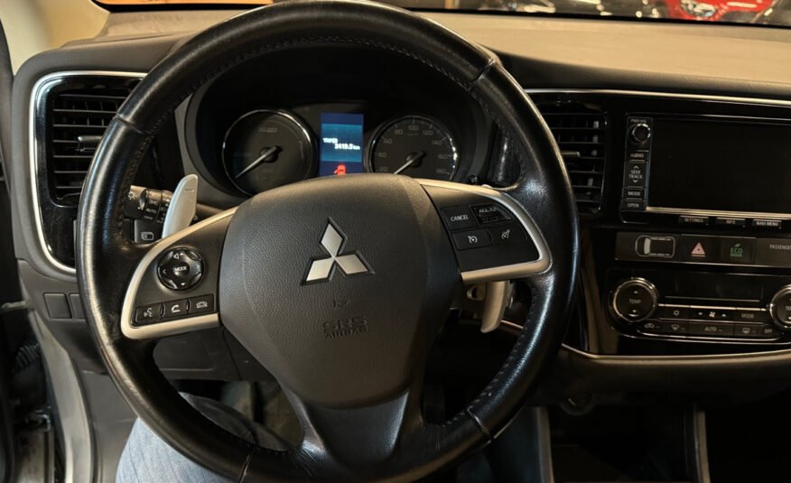Mitsubishi Outlander Hybride Instyle+ – Occasion (2014)