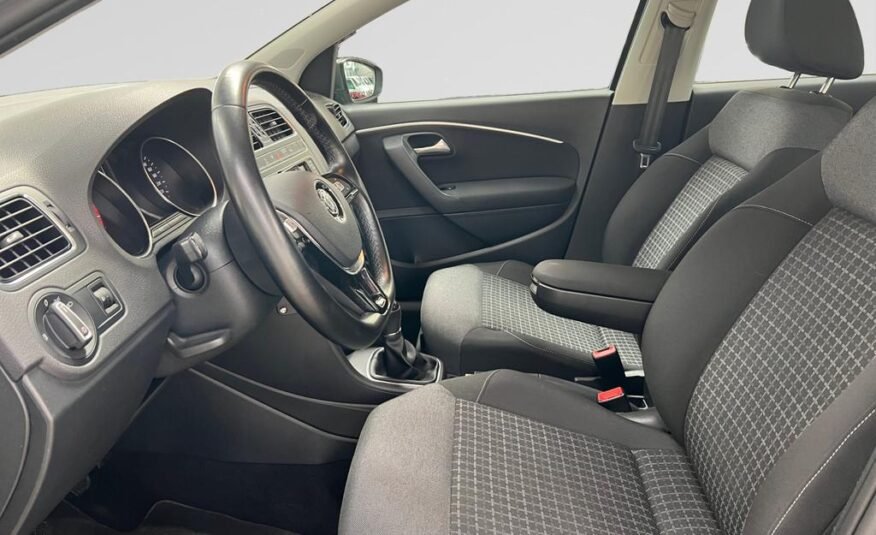 2015 VOLKSWAGEN Polo 1.0 Comfortline