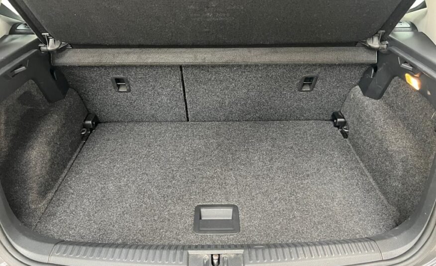 2015 VOLKSWAGEN Polo 1.0 Comfortline