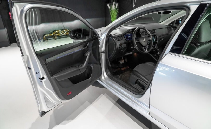 Skoda Octavia 2.0TDI 4×4 Style Webasto