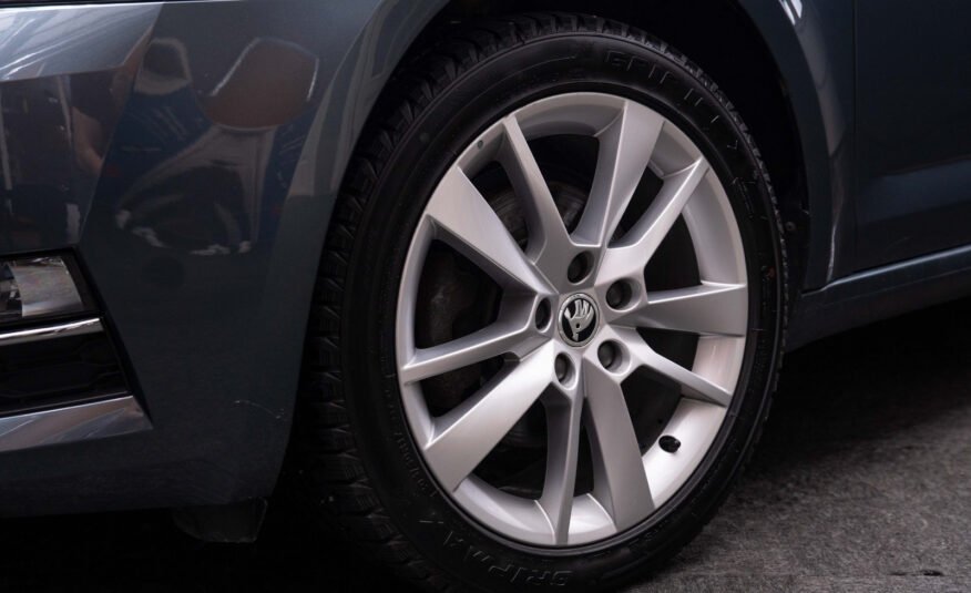 Skoda Octavia 2.0TDI-150CH/4×4/AUTOMATIQUE 2019