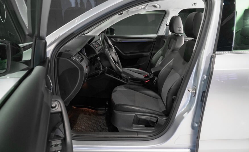 Skoda Octavia 2.0TDI 4×4 Style Webasto